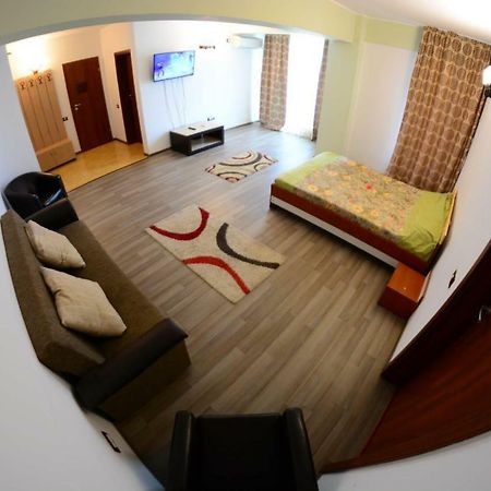 Apartament David Aprilia Năvodari Zewnętrze zdjęcie